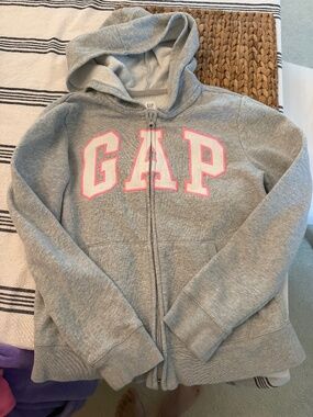 Gap hoodie